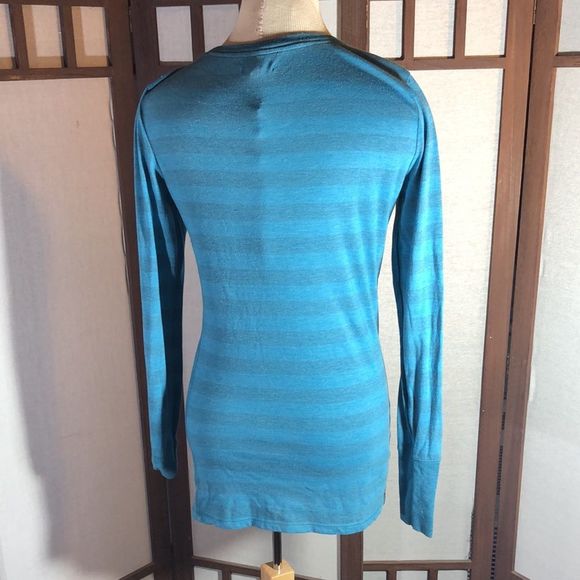 American Eagle large long muted striped t shirt, long sleeves retro/ 2010. - Picture 5 of 12